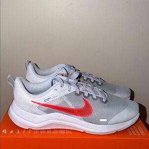 Nike Downshifter 12 Grey Crimson DD9293-006 Men’s Size 13